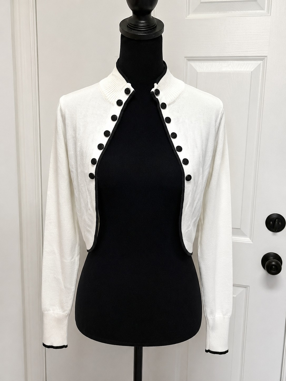 New Fashion White Black Trim Button Bolero Shrug Cardigan Small